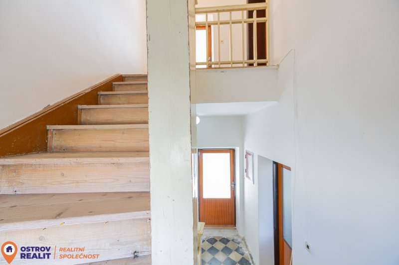 Prodej, rodinného domu 4+1 se zahradou 580 m2, Uničov