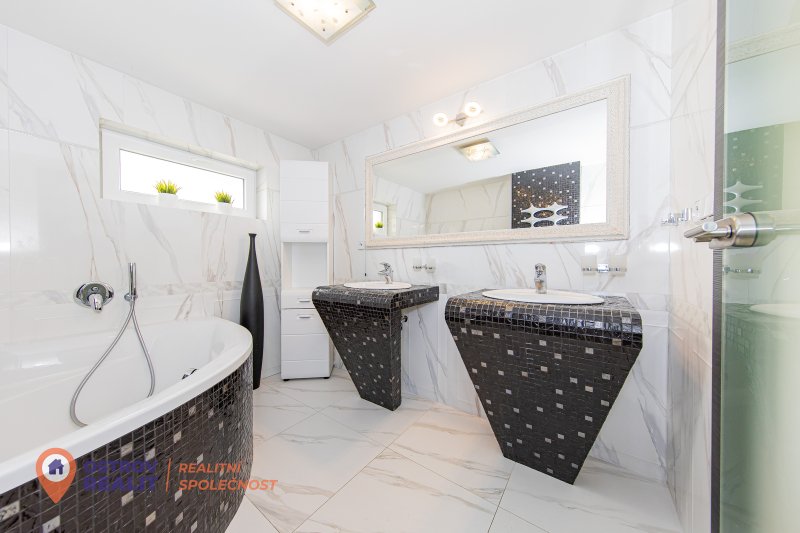 Prodej, rodinný dům, 286 m2, obec Všemina, Zlínský kraj