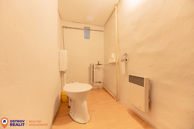 Prodej, rodinný dům se zázemím zemědělské usedlosti, pozemek celkem  3209 m2, Úsov