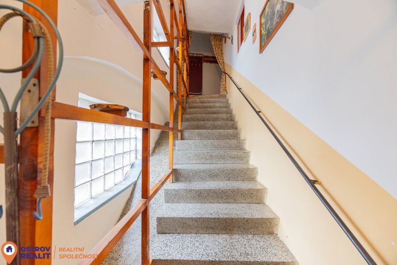 Prodej, rodinný dům se zázemím zemědělské usedlosti, pozemek celkem  3209 m2, Úsov