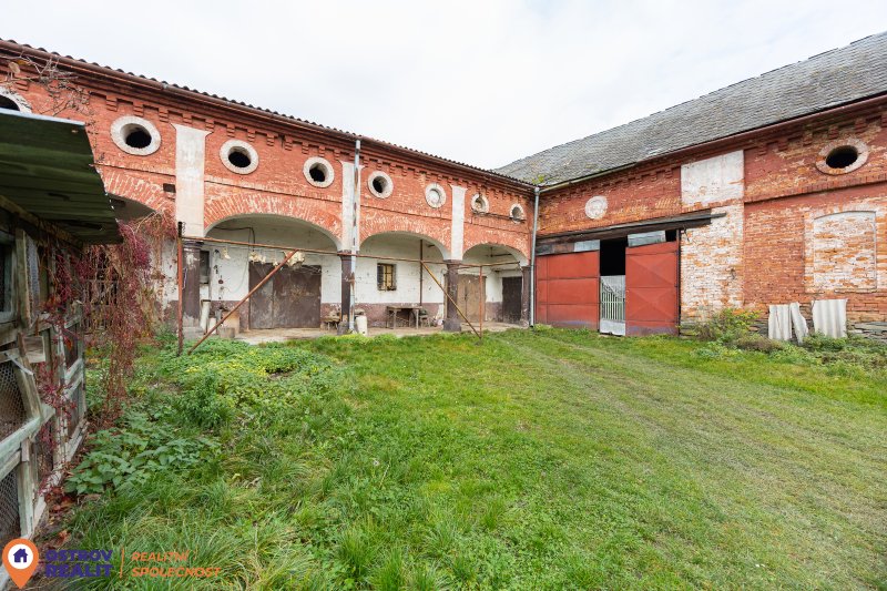 Prodej, rodinný dům se zázemím zemědělské usedlosti, pozemek celkem  3209 m2, Úsov