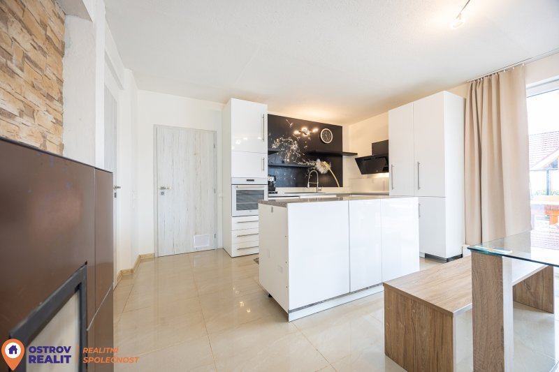 Prodej, rodinný dům, 4+kk, 669 m2, Zábřeh