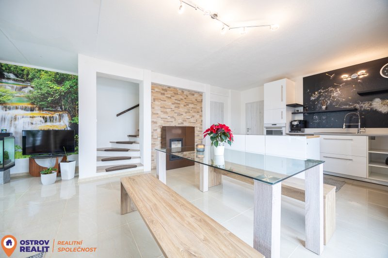 Prodej, rodinný dům, 4+kk, 669 m2, Zábřeh