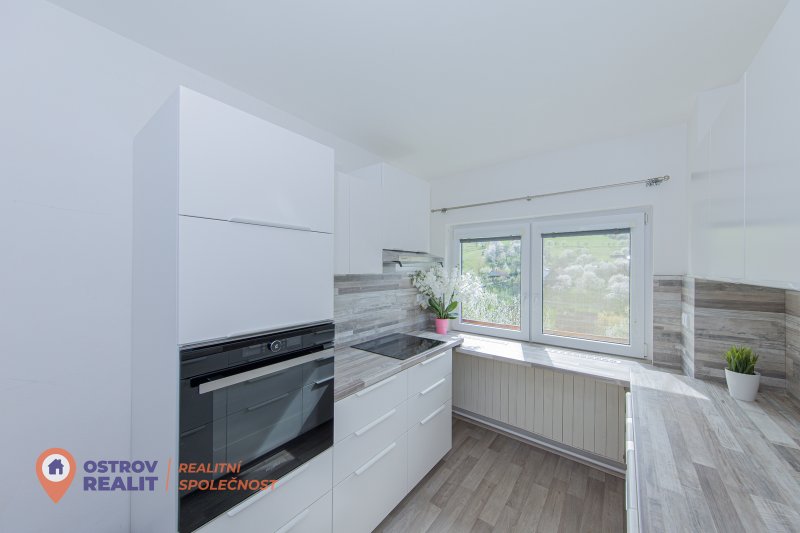 Prodej, bytu 4+1, 72m2, obec Všemina, Zlínský kraj