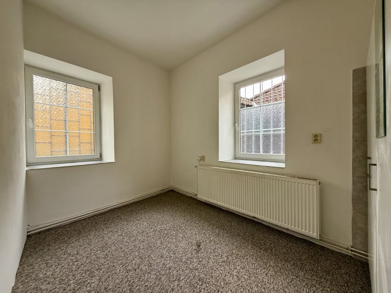 Komerční prostory k pronájmu – 70 m², vhodné pro kancelář, masáže, kadeřnictví aj.