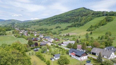 Prodej ubytovacího zařízení, 210 m², pozemek 3 397 m², Loučná nad Desnou