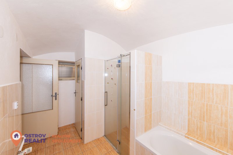 Prodej ubytovacího zařízení, 210 m², pozemek 3 397 m², Loučná nad Desnou