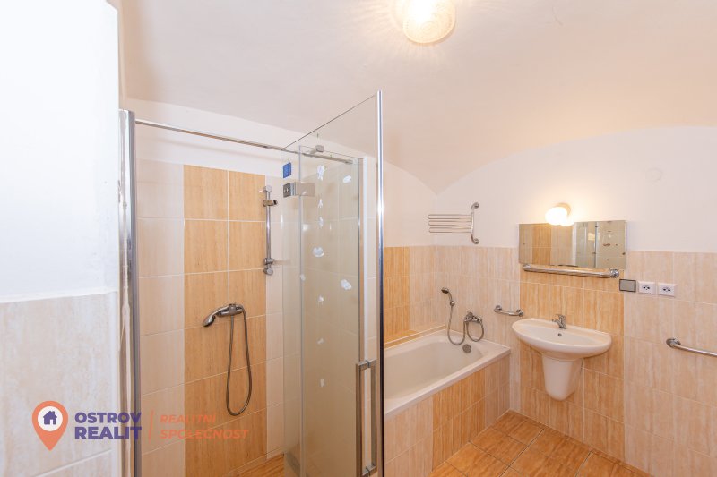 Prodej ubytovacího zařízení, 210 m², pozemek 3 397 m², Loučná nad Desnou