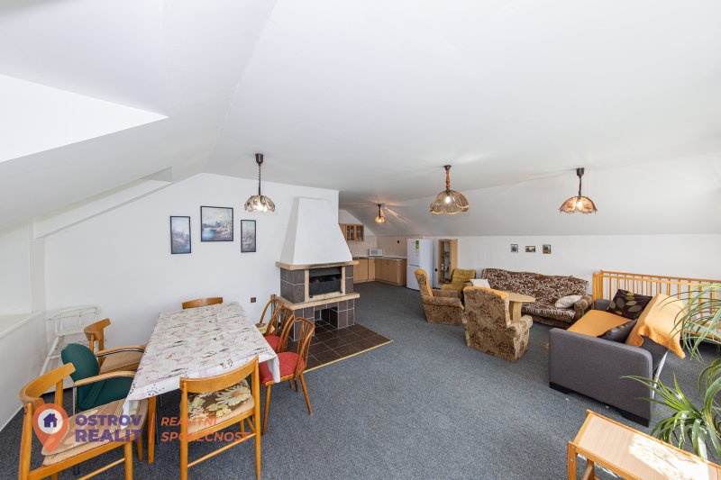 Prodej ubytovacího zařízení, 210 m², pozemek 3 397 m², Loučná nad Desnou