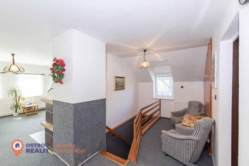 Prodej ubytovacího zařízení, 210 m², pozemek 3 397 m², Loučná nad Desnou