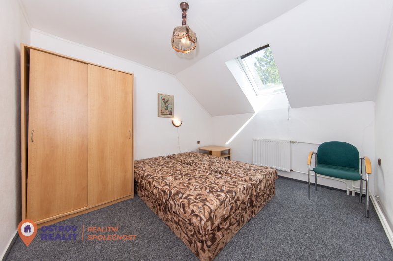 Prodej ubytovacího zařízení, 210 m², pozemek 3 397 m², Loučná nad Desnou