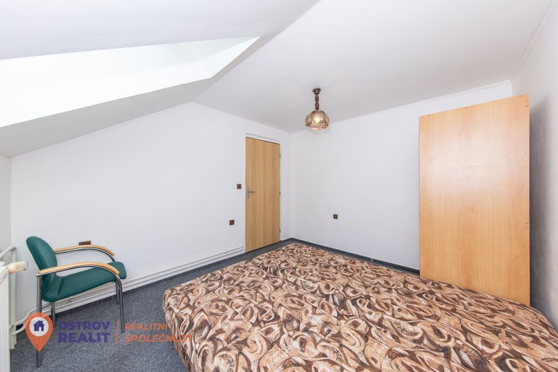 Prodej ubytovacího zařízení, 210 m², pozemek 3 397 m², Loučná nad Desnou