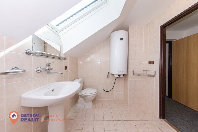 Prodej ubytovacího zařízení, 210 m², pozemek 3 397 m², Loučná nad Desnou