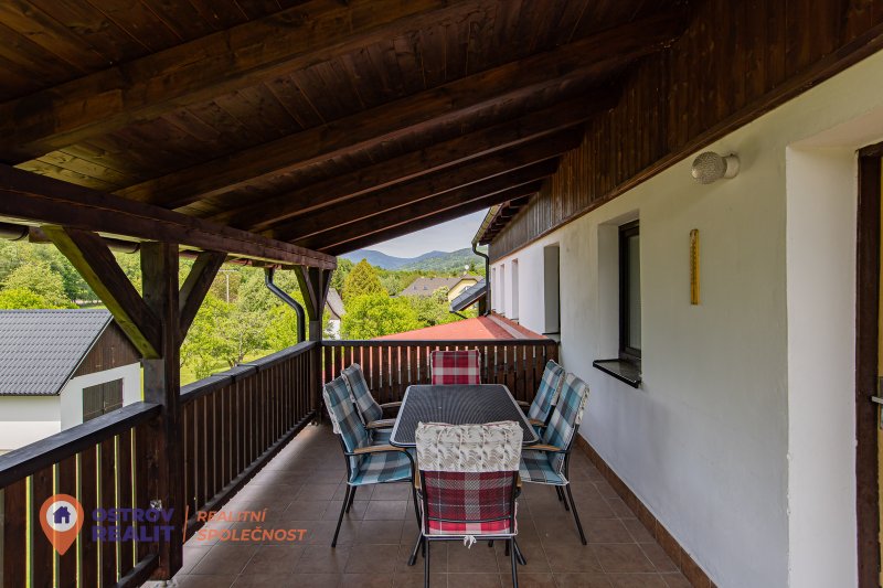 Prodej ubytovacího zařízení, 210 m², pozemek 3 397 m², Loučná nad Desnou